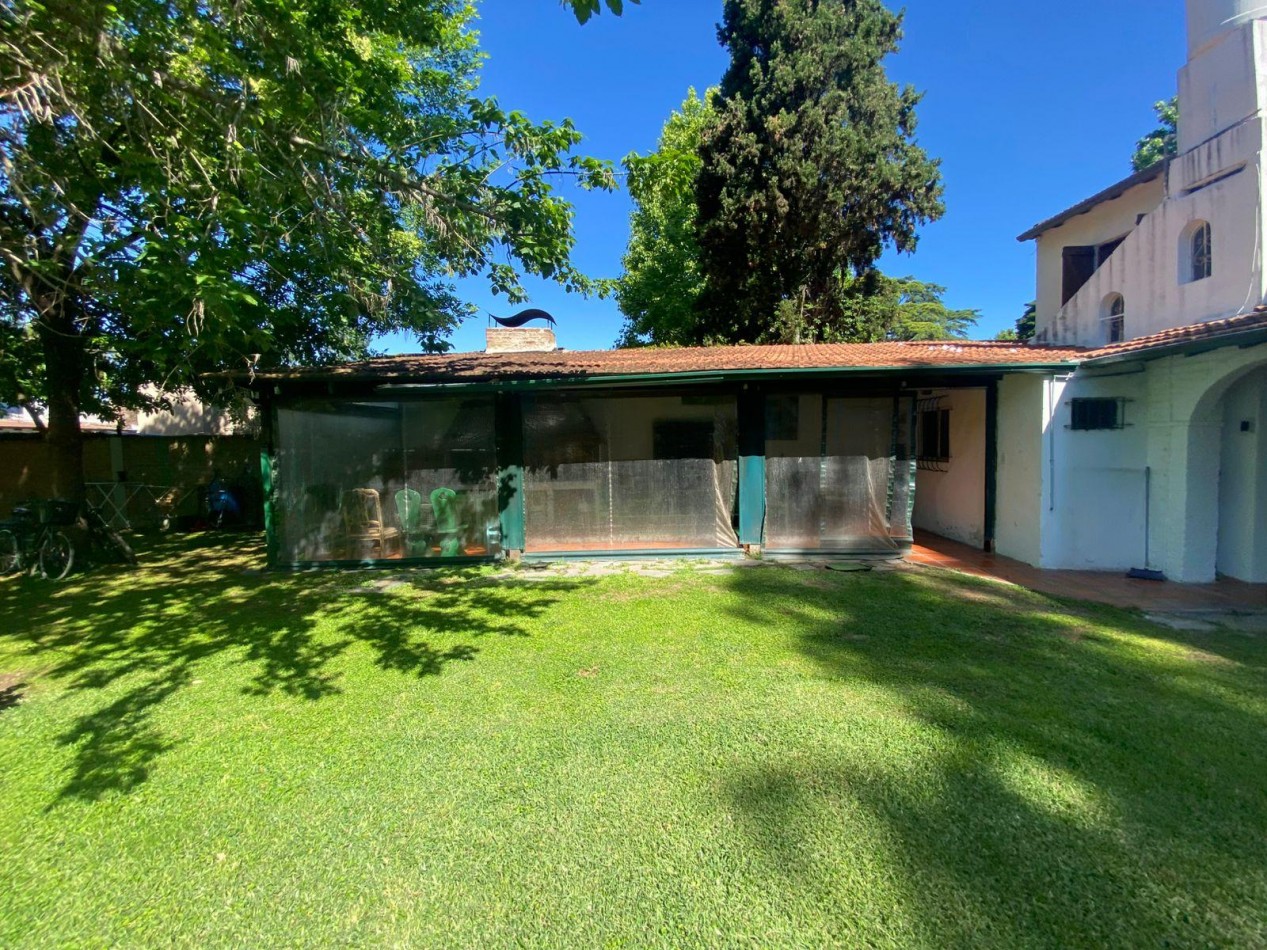 VENTA CASA ESTILO COLONIAL PARQUE QUINCHO COCHERA BELLA VISTA