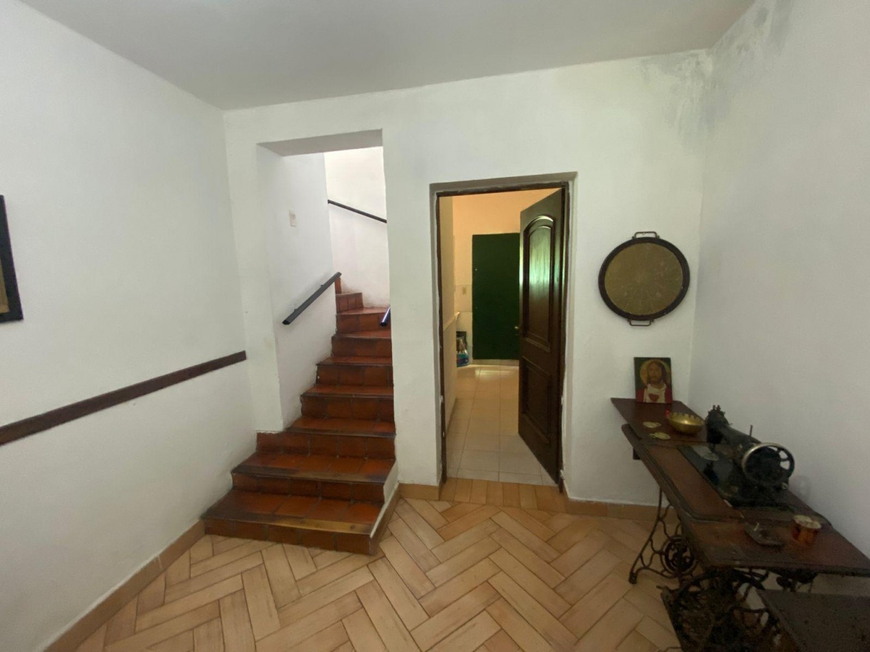 VENTA CASA ESTILO COLONIAL PARQUE QUINCHO COCHERA BELLA VISTA
