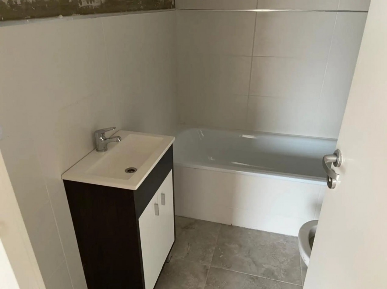 ALQUILER MONOAMBIENTE AMPLIO BALCON SAN MIGUEL MUÑIZ CENTRO