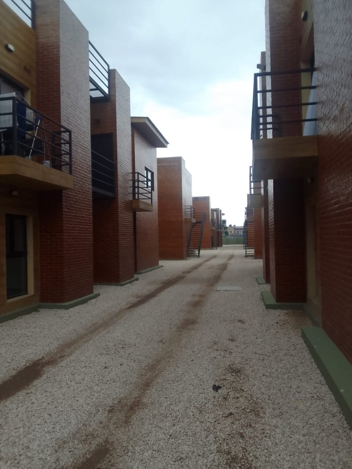 ALQUILER DOS AMBIENTES PLANTA BAJA CON COCHERA BELLA VISTA SAN MIGUEL