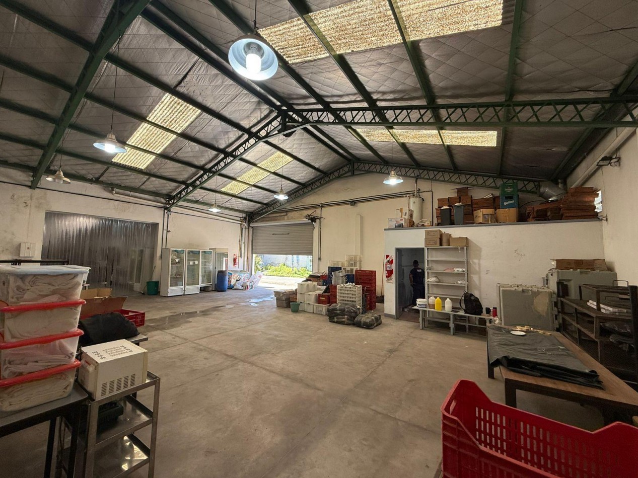 VENTA GALPON 400M2 SAN MIGUEL 