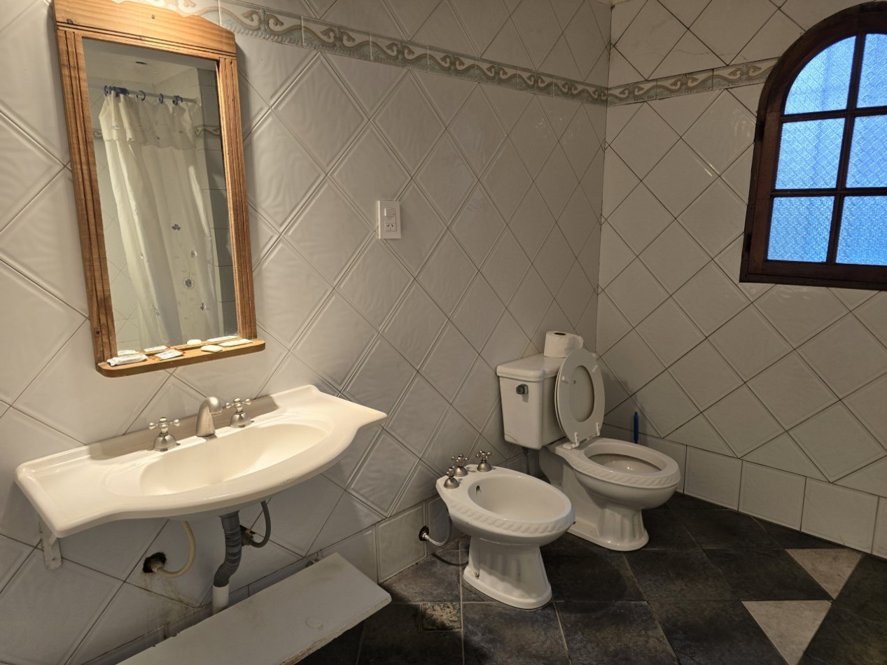 ALQUILER CASA SEIS AMBIENTES PILETA COCHERA SAN MIGUEL VIVIENDA O PROFESIONAL