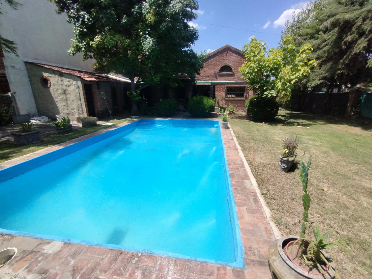 ALQUILER CASA SEIS AMBIENTES PILETA COCHERA SAN MIGUEL VIVIENDA O PROFESIONAL