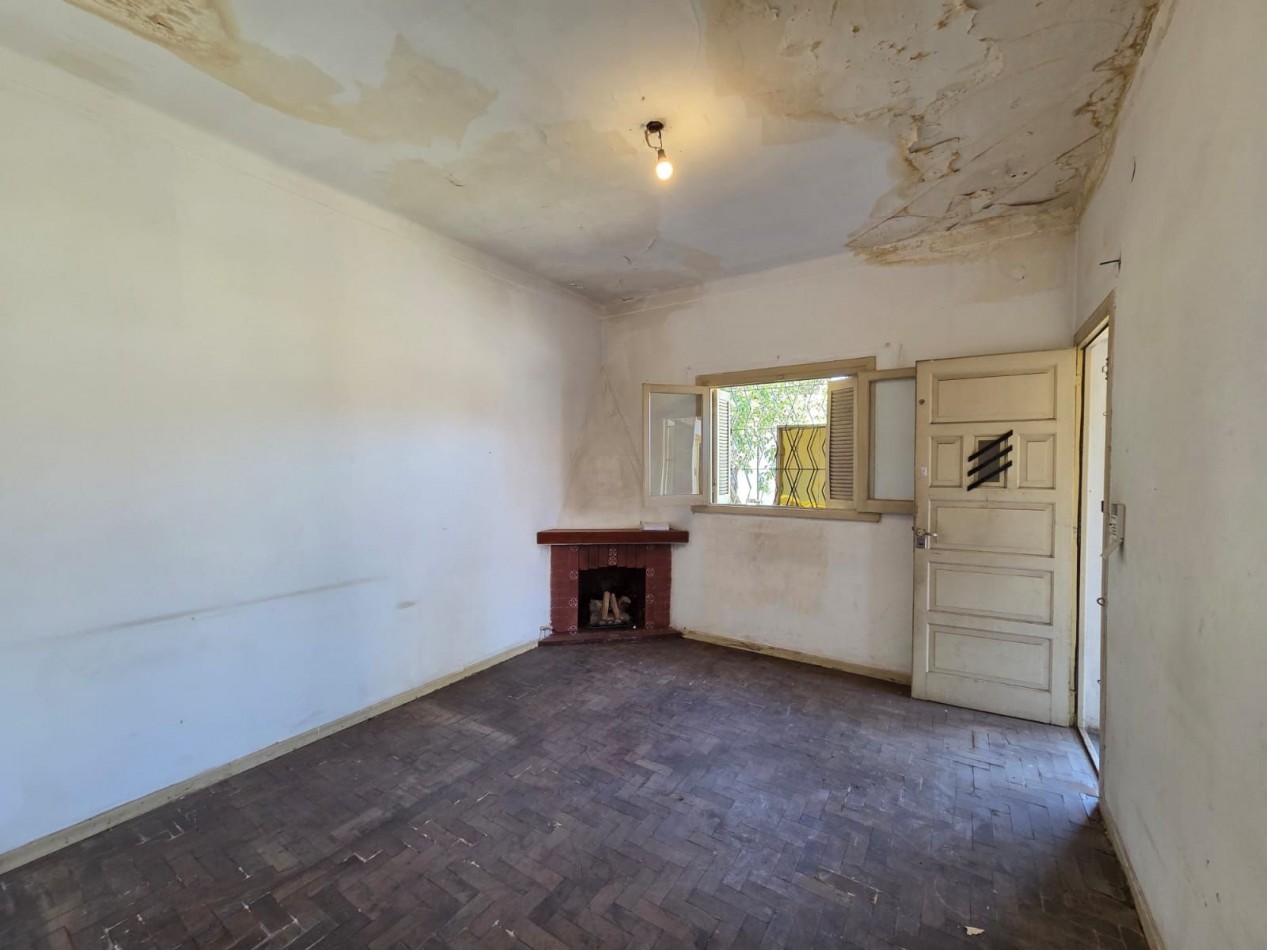 VENTA CASA CHALET A RECICLAR MODERNIZAR HURLINGHAM