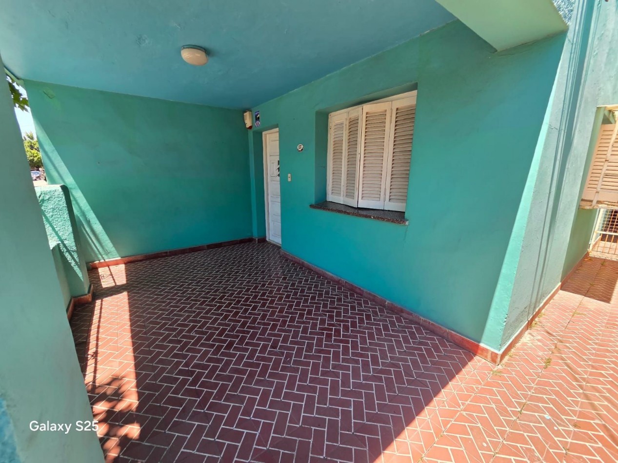 VENTA CASA CON LOCAL APTO CREDITO JOSE C PAZ