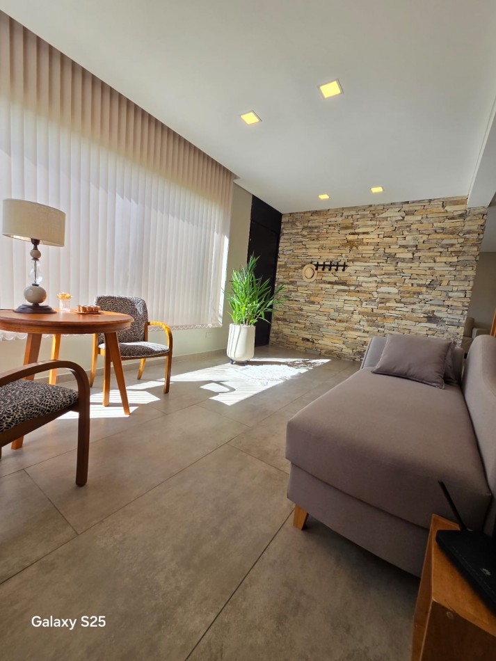 VENTA CASA TRES AMBIENTES PILETA BARRIO CERRADO MAGNA MODERNA