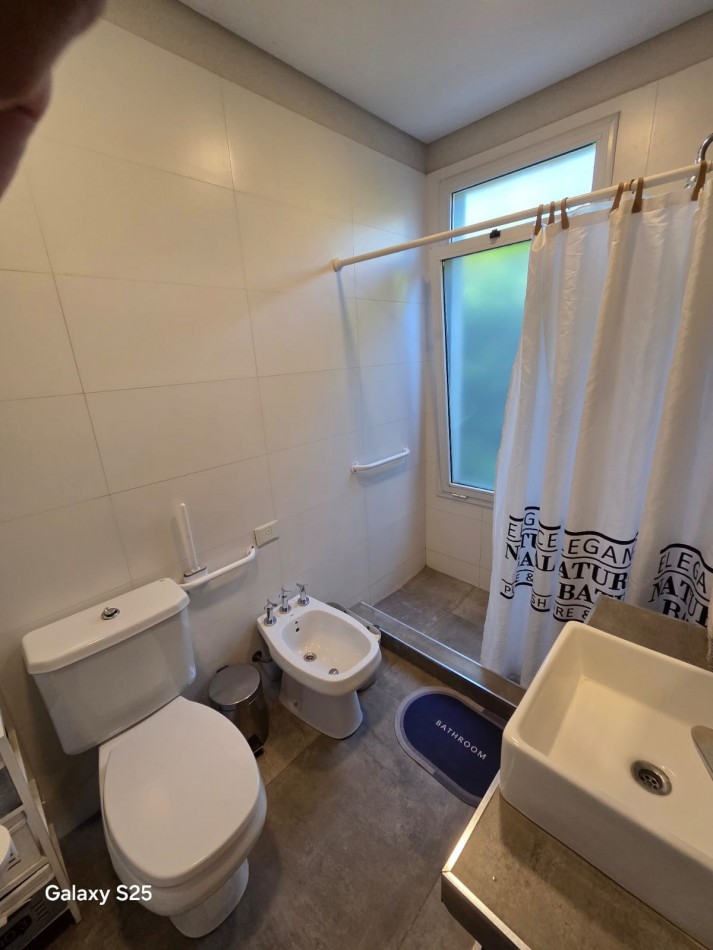 VENTA CASA TRES AMBIENTES PILETA BARRIO CERRADO MAGNA MODERNA