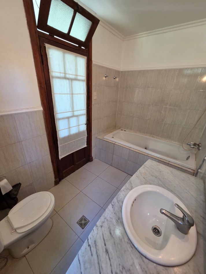 ALQUILER CASA CUATRO DORMITORIOS PARQUE PARRILLA san miguel 