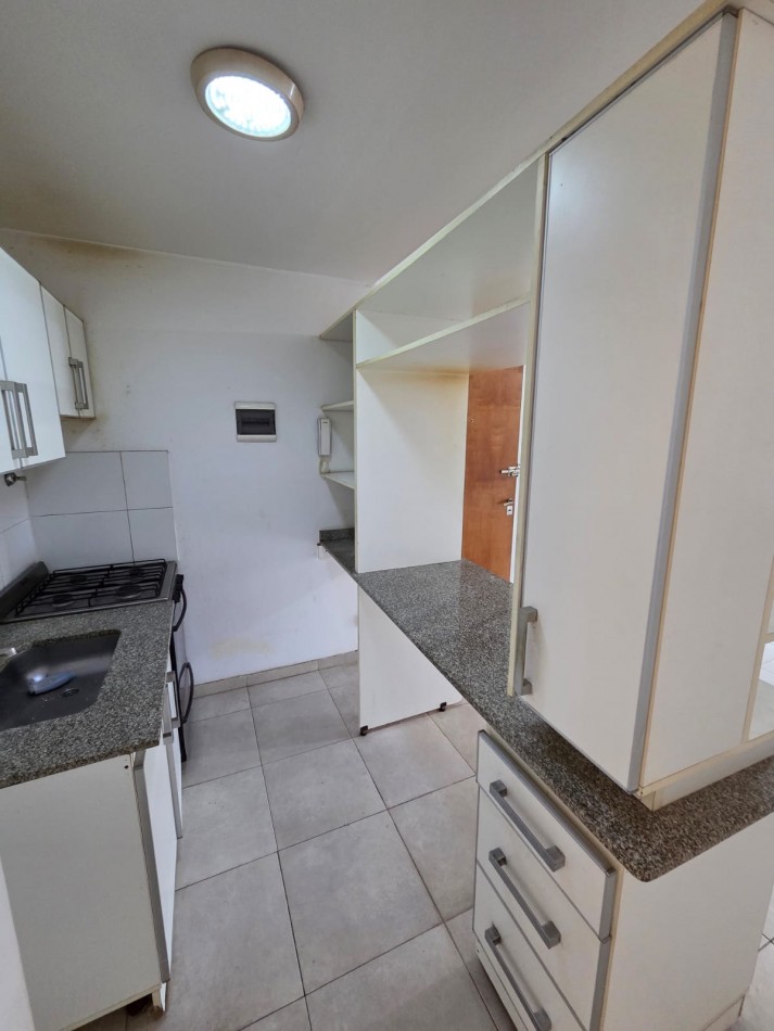 ALQUILER DOS AMBIENTES CON BALCON SAN MIGUEL CENTRO