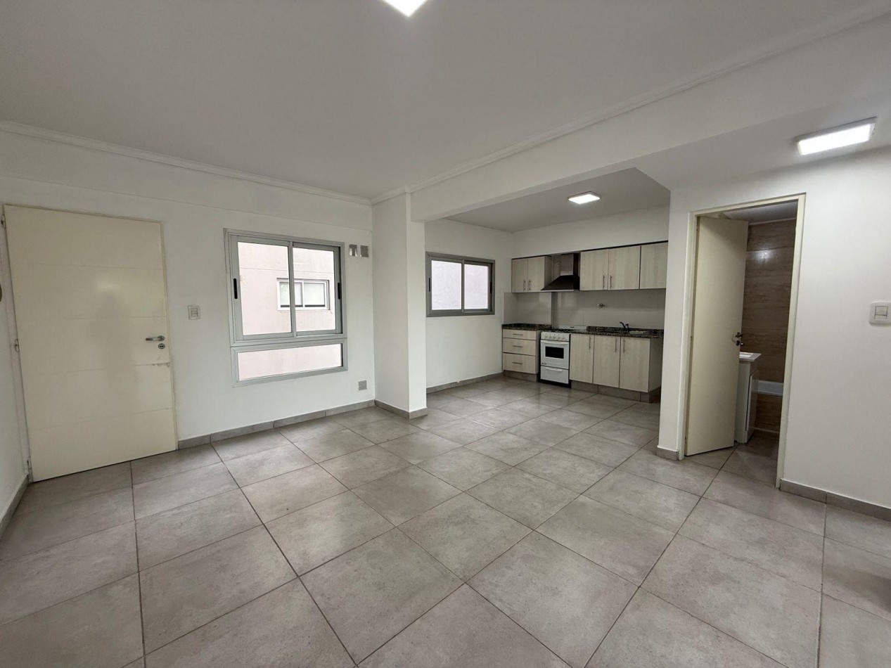 ALQUILER DOS AMBIENTES CON BALCON EN MUÑIZ