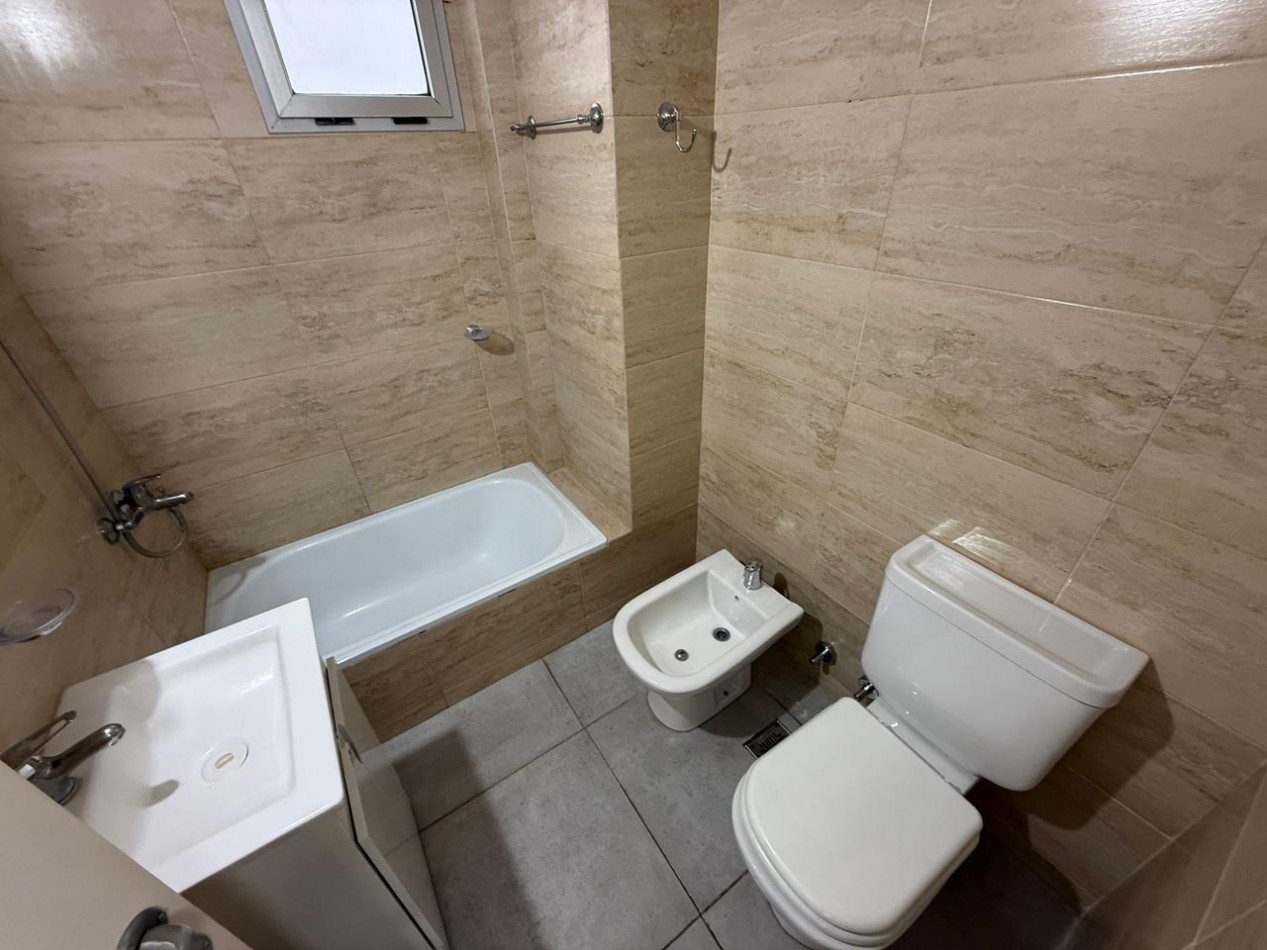 ALQUILER DOS AMBIENTES CON BALCON EN MUÑIZ