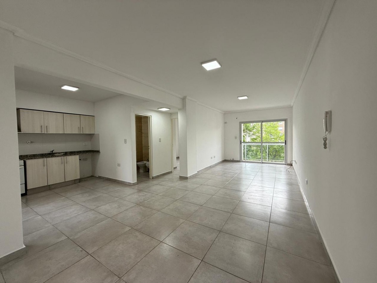 ALQUILER DOS AMBIENTES CON BALCON EN MUÑIZ