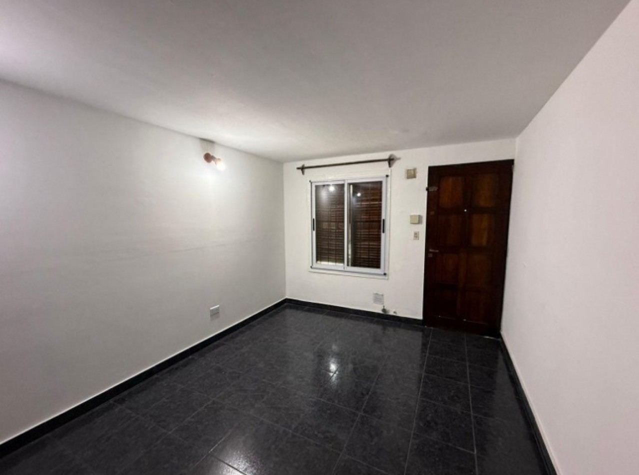 ALQUILER DUPLEX TRES AMBIENTES SAN MIGUEL PATIO