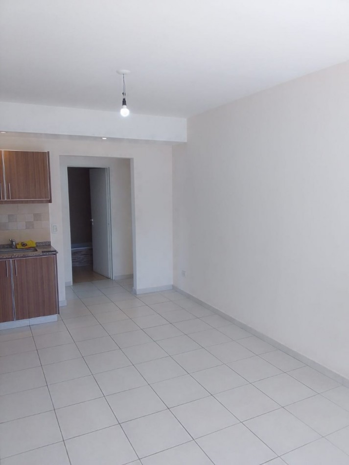 ALQUILER DOS AMBIENTES BALCON COCHERA BELLA VISTA SAN MIGUEL