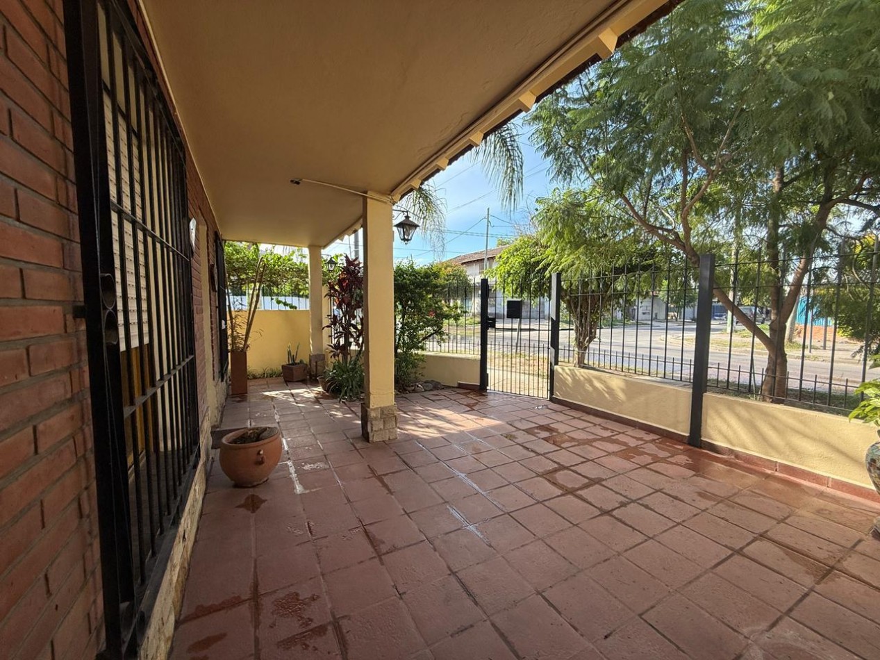 VENTA CASA TRES AMBIENTES COCHERA PATIO DEPARTAMENTO LOCAL SAN MIGUEL