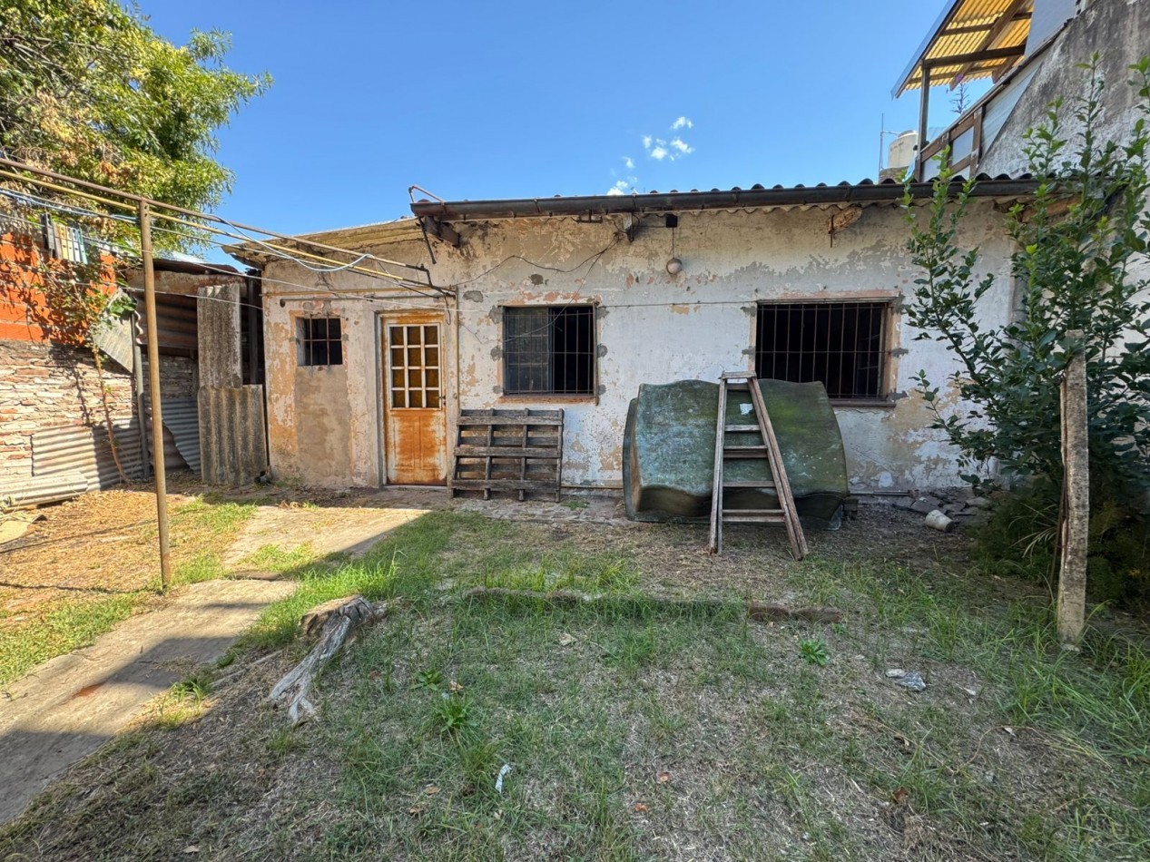 VENTA CASA A REFACCIONAR RECICLAR BELLA VISTA SAN MIGUEL