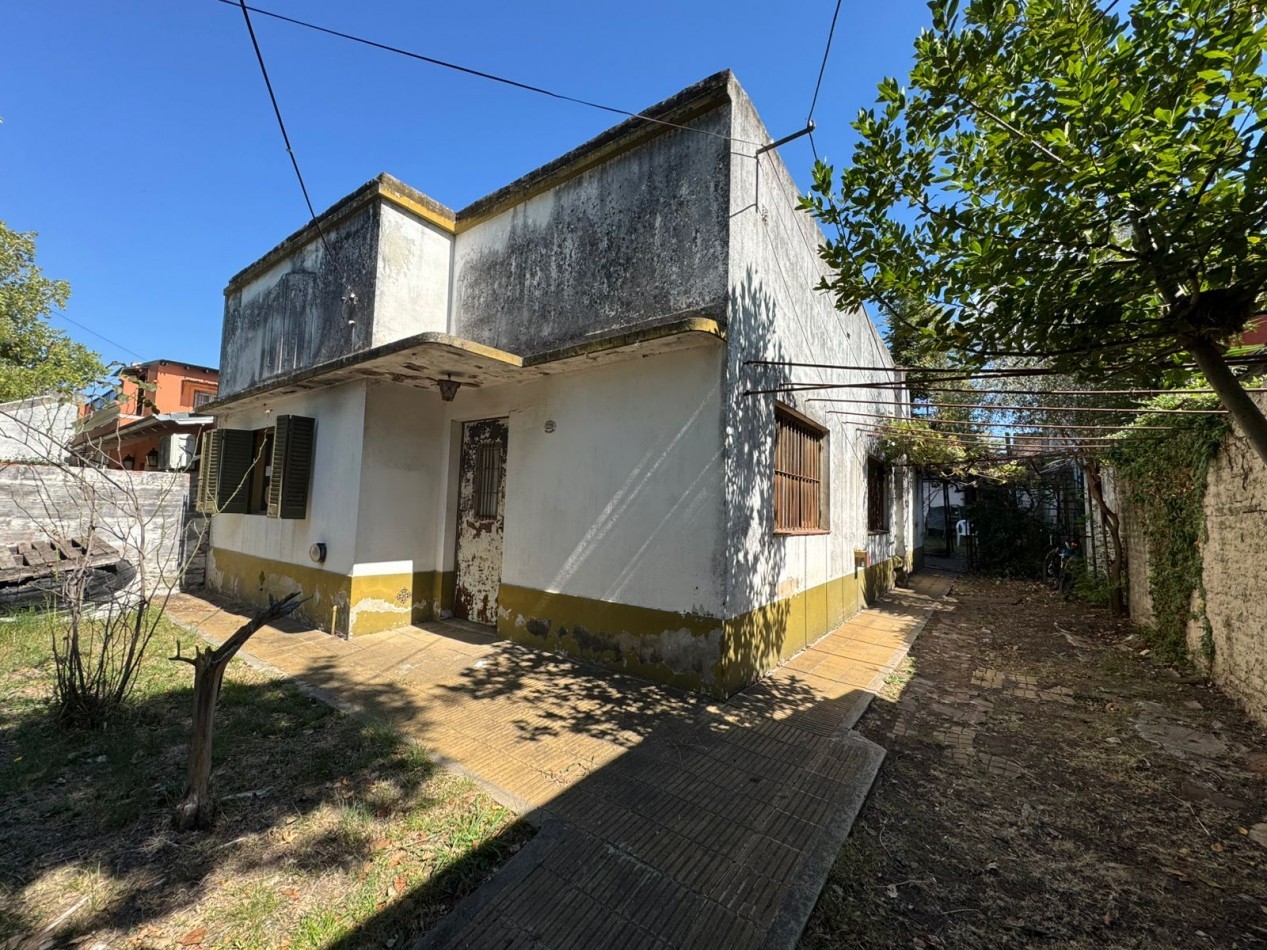 VENTA CASA A REFACCIONAR RECICLAR BELLA VISTA SAN MIGUEL