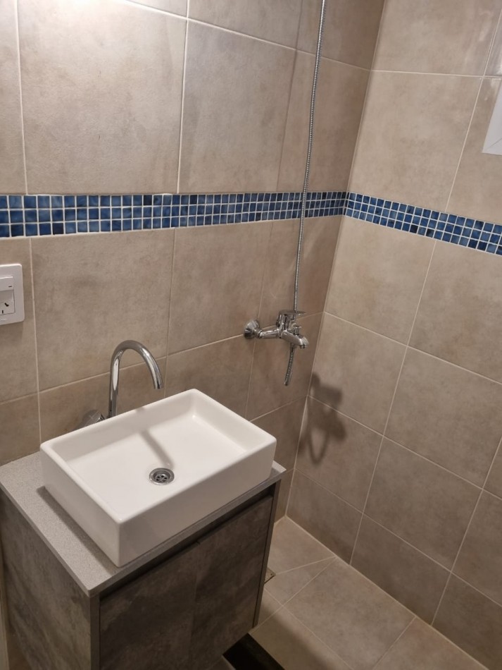 ALQUILER DUPLEX DOS AMBIENTES PATIO COCHERA SAN MIGUEL 