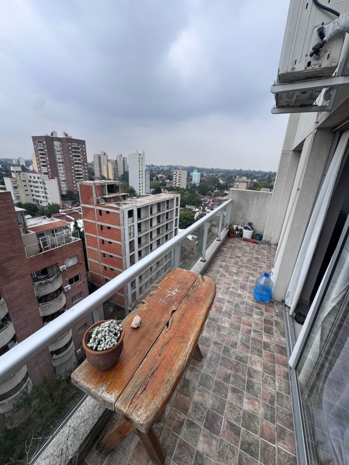 VENTA MONOAMBIENTE AMPLIO BALCON SAN MIGUEL CENTRO