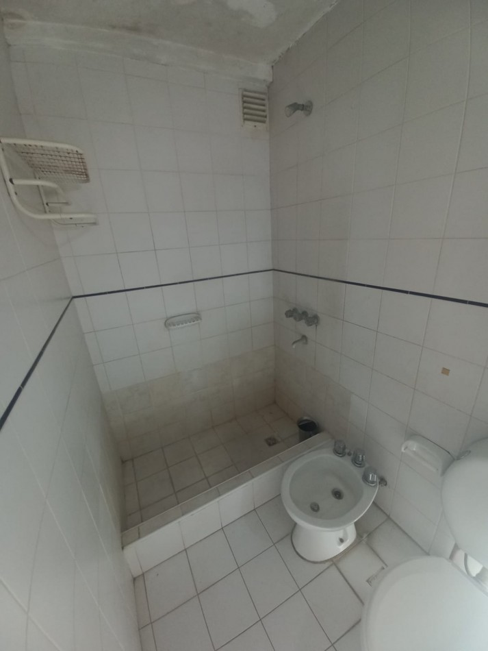 VENTA TRES AMBIENTES CON BALCON COCHERA MUÑIZ SAN MIGUEL