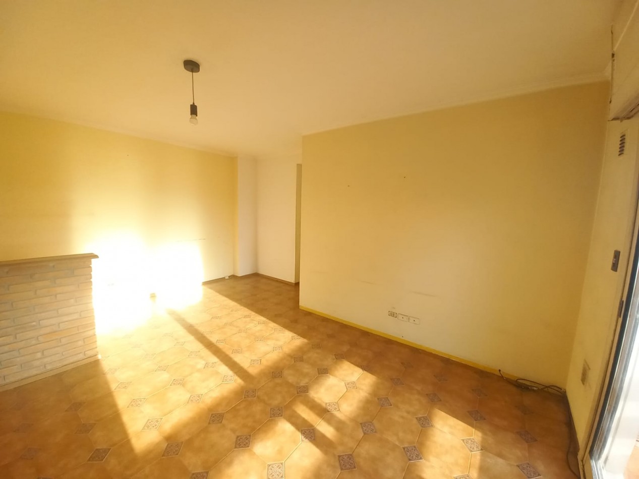 VENTA TRES AMBIENTES CON BALCON COCHERA MUÑIZ SAN MIGUEL