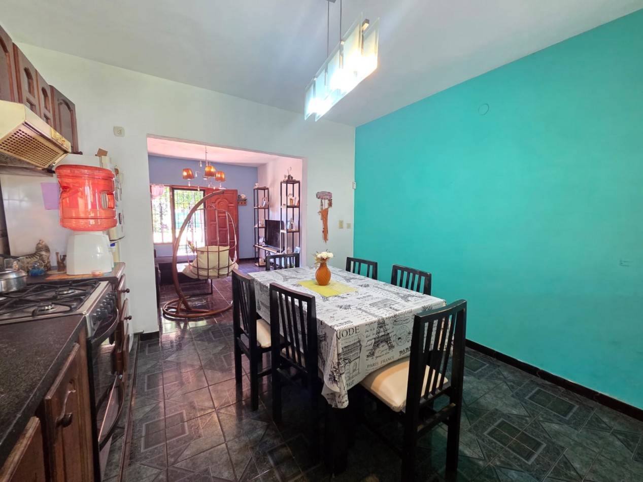 ALQUILER CASA TRES AMBIENTES CON COCHERA Y PARQUE SAN MIGUEL