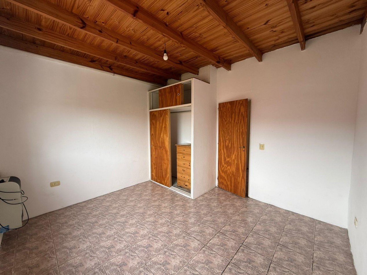 ALQUILER DUPLEX TRES AMBIENTES SAN MIGUEL COCHERA PATIO