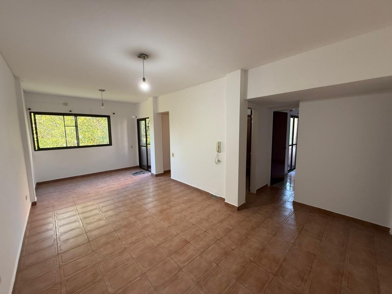 VENTA TRES AMBIENTES CON BALCON SAN MIGUEL CENTRO