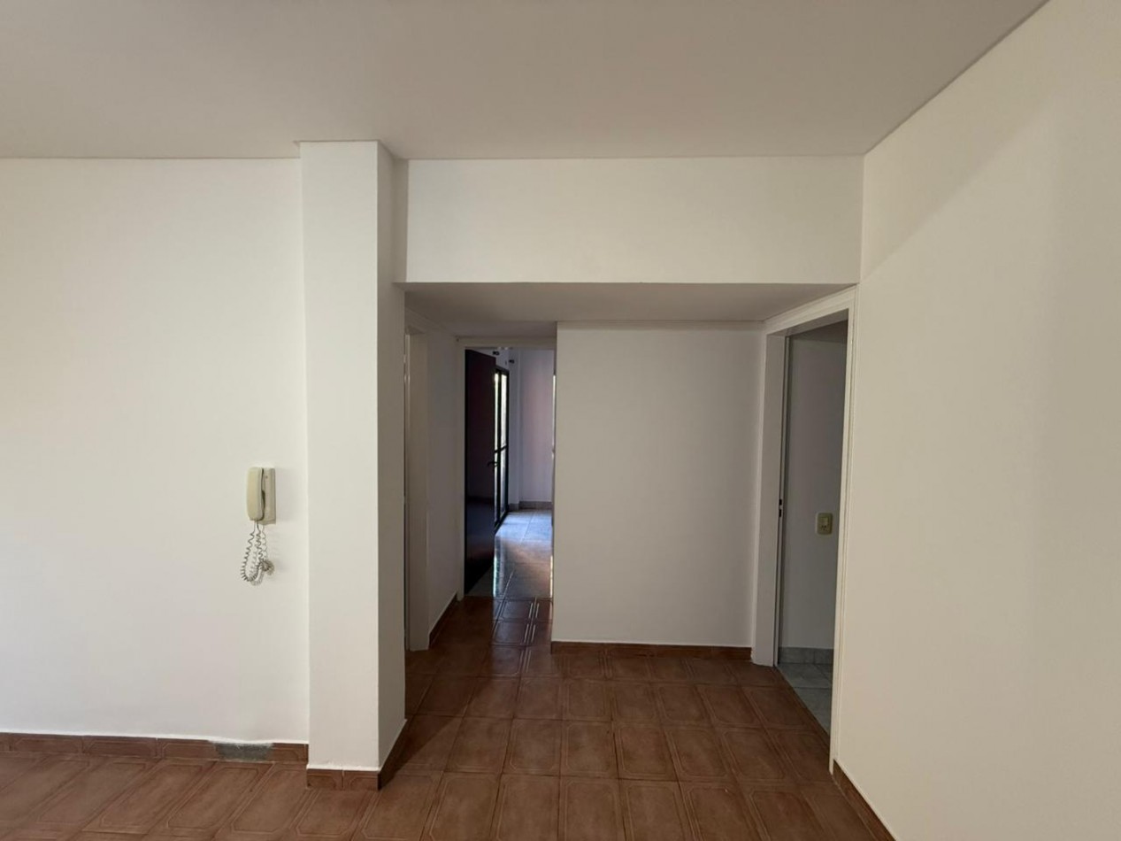 VENTA TRES AMBIENTES CON BALCON SAN MIGUEL CENTRO