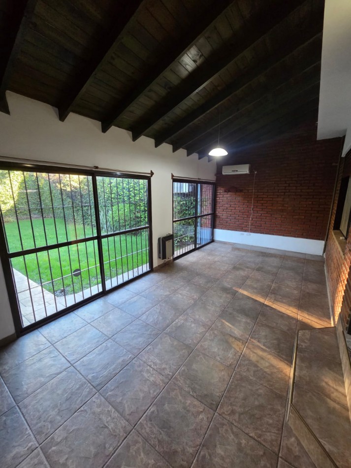 ALQUILER TRES AMBIENTES PARQUE COCHERA SAN MIGUEL CENTRO