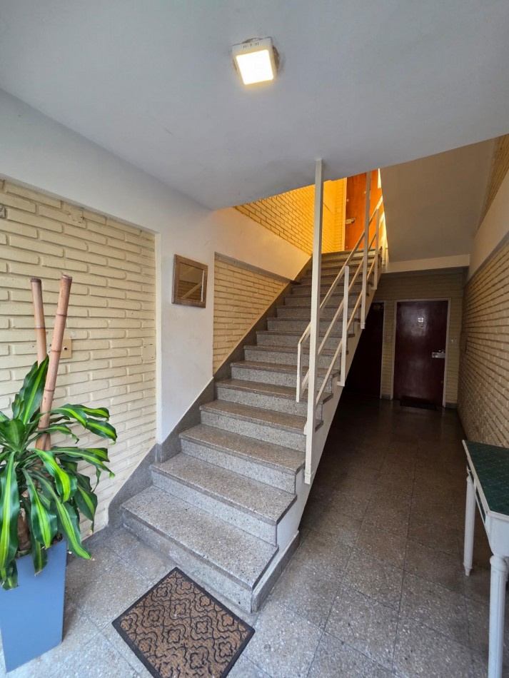 VENTA APTO CREDITO TRES AMBIENTES BALCON COCHERA MUÑIZ SAN MIGUEL