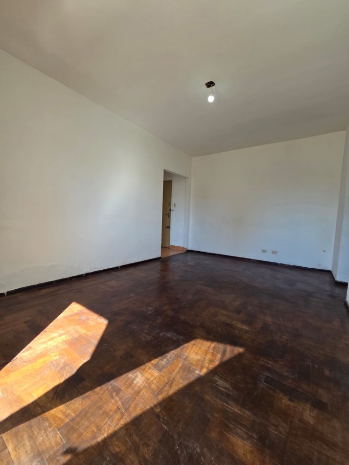 ALQUILER DEPARTAMENTO TRES AMBIENTES CON BALCON SAN MIGUEL