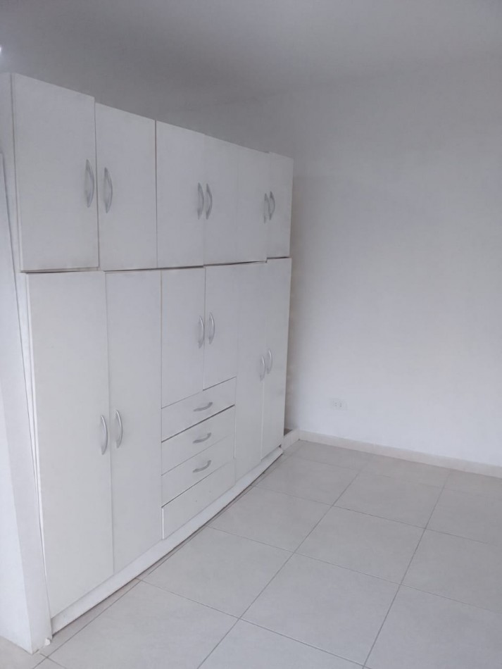 ALQUILER MONOAMBIENTE CON DOBLE BALCON SAN MIGUEL CENTRO 