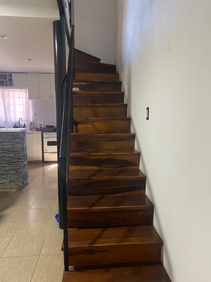 ALQUILER DUPLEX TRES AMBIENTES CON PATIO SAN MIGUEL