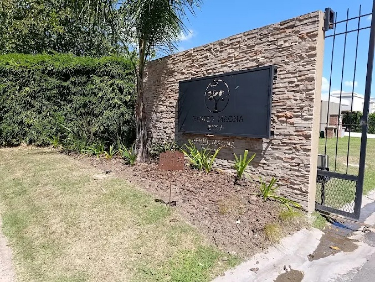 VENTA CASA CATEGORIA A ESTRENAR BARRIO MAGNA BARRIO CERRADO