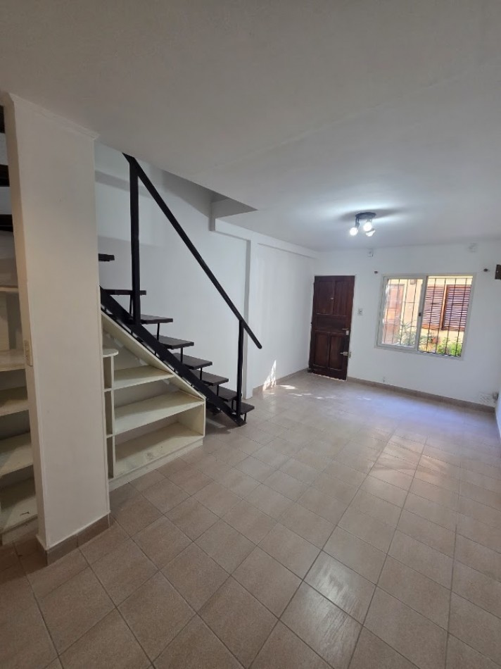 VENTA APTO CREDITO DUPLEX DOS AMBIENTES SAN MIGUEL CENTRO