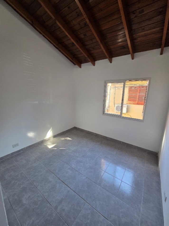 VENTA APTO CREDITO DUPLEX DOS AMBIENTES SAN MIGUEL CENTRO