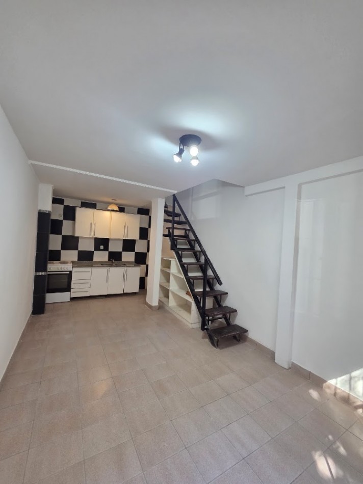 VENTA APTO CREDITO DUPLEX DOS AMBIENTES SAN MIGUEL CENTRO