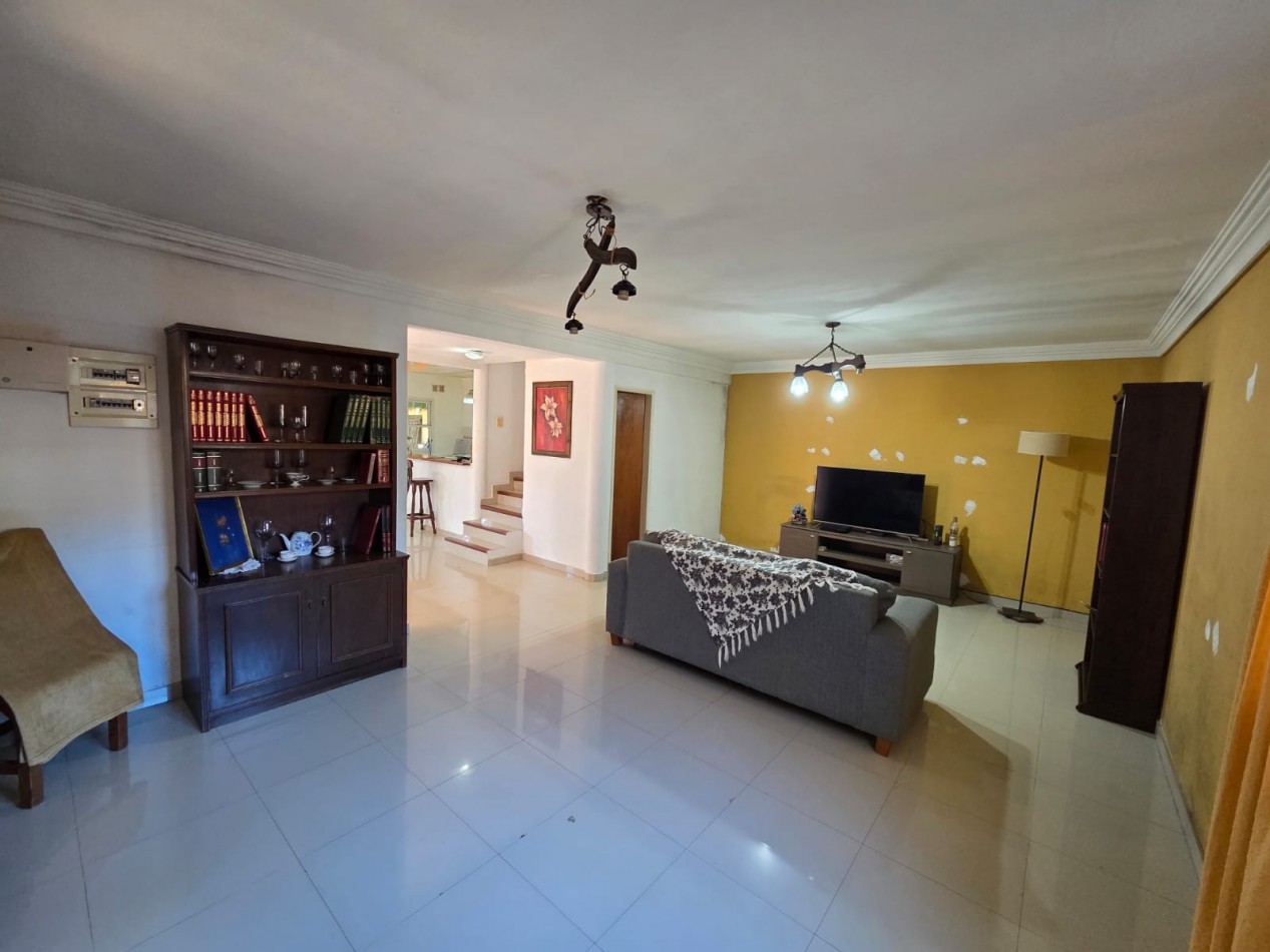 VENTA APTO CREDITO CASA CINCO AMBIENTES COCHERA PATIO SAN MIGUEL BARRIO EL TATO