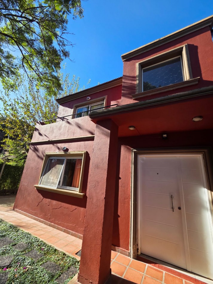 VENTA APTO CREDITO CASA CINCO AMBIENTES COCHERA PATIO SAN MIGUEL BARRIO EL TATO