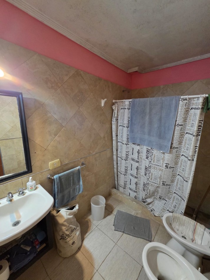 VENTA APTO CREDITO CASA CINCO AMBIENTES COCHERA PATIO SAN MIGUEL BARRIO EL TATO