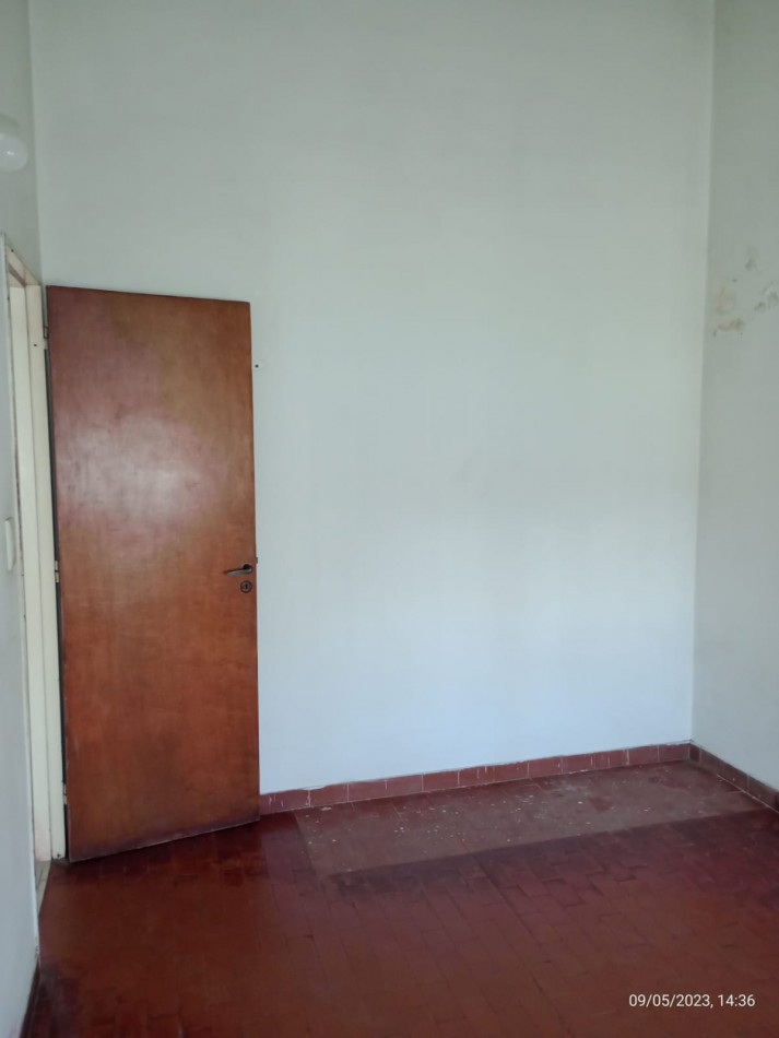 ALQUILER CASA CUATRO AMBIENTES CON PARQUE COCHERA PILETA LOS POLVORINES