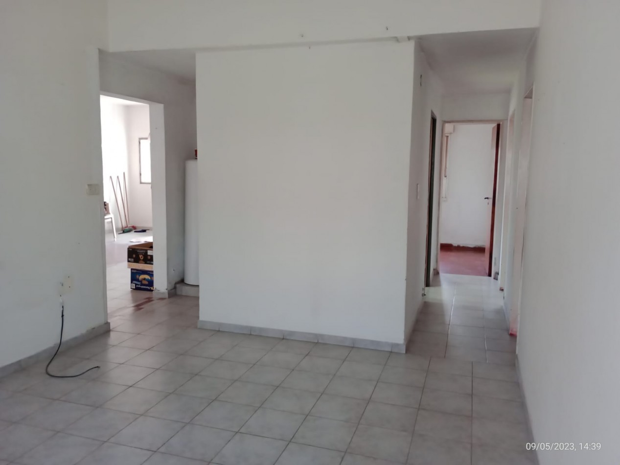 ALQUILER CASA CUATRO AMBIENTES CON PARQUE COCHERA PILETA LOS POLVORINES