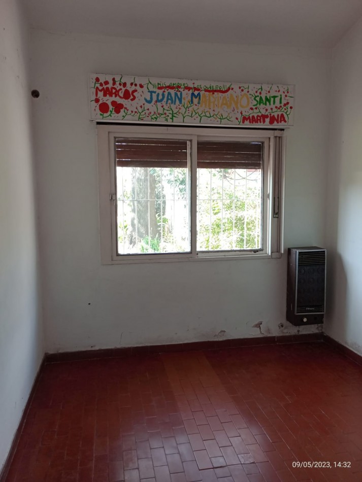 ALQUILER CASA CUATRO AMBIENTES CON PARQUE COCHERA PILETA LOS POLVORINES