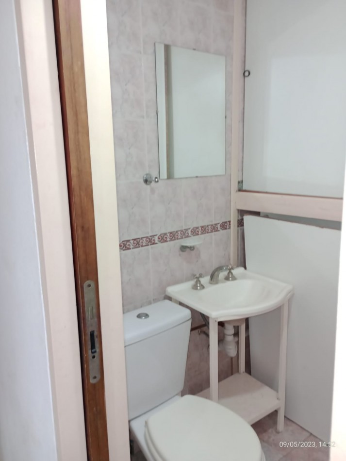 ALQUILER CASA CUATRO AMBIENTES CON PARQUE COCHERA PILETA LOS POLVORINES