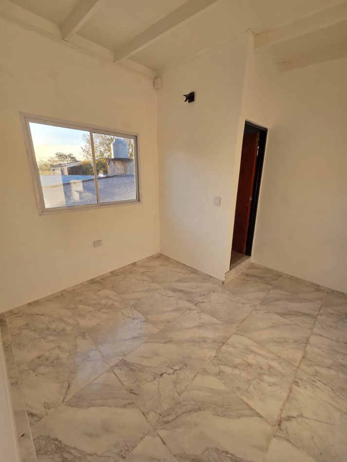 ALQUILER DOS AMBIENTES PLANTA ALTA SAN MIGUEL