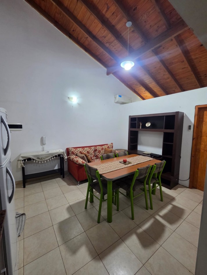 ALQUILER DOS AMBIENTES AMPLIO SAN MIGUEL CENTRO COCHERA BALCON