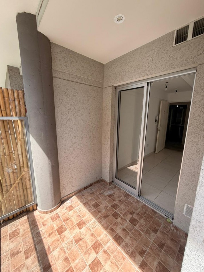 VENTA MONOAMBIENTE CON BALCON SAN MIGUEL CENTRO 