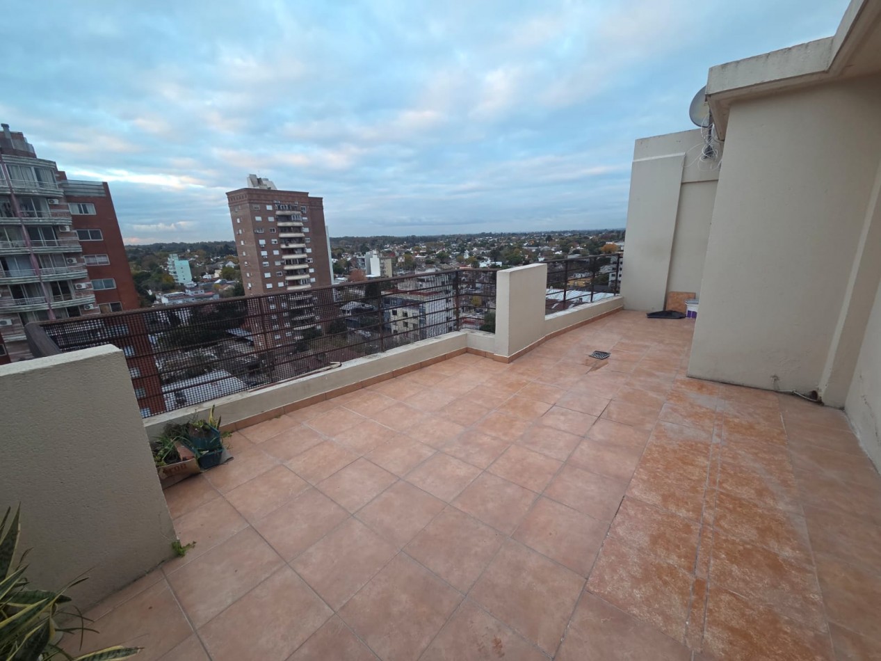 ALQUILER TRES AMBIENTES TERRAZA BALCON COCHERA SAN MIGUEL CENTRO