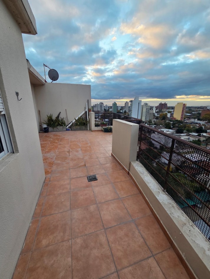 ALQUILER TRES AMBIENTES TERRAZA BALCON COCHERA SAN MIGUEL CENTRO